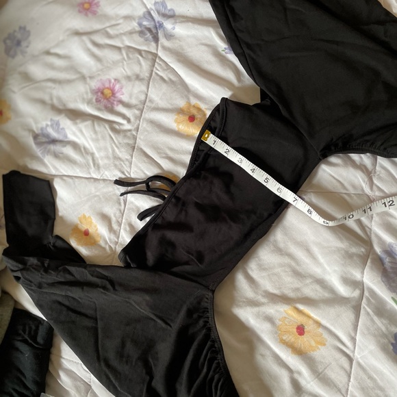 Cropped tie front top - Picture 2 of 3